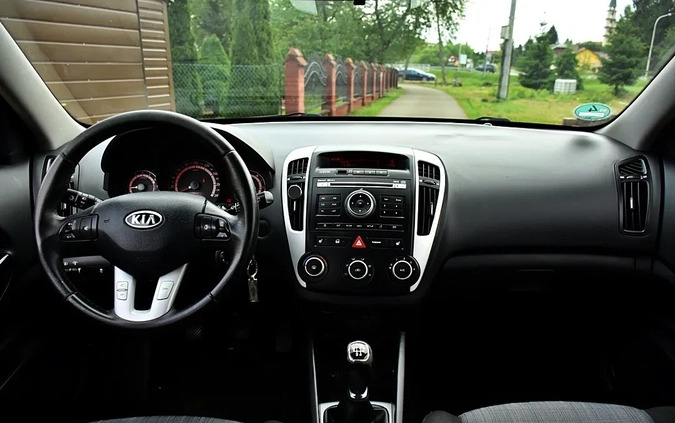 Kia Ceed cena 21500 przebieg: 189000, rok produkcji 2010 z Szadek małe 562